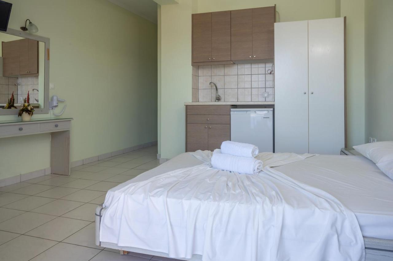 Ionian Melody Aparthotel Никиана Екстериор снимка